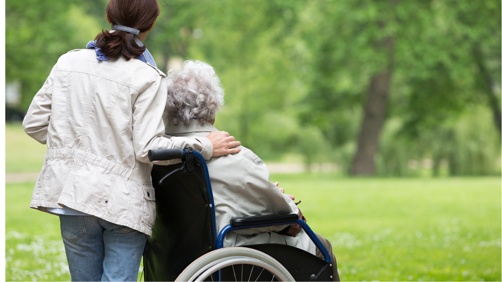 How to Choose the Right Senior Living Community for Your Loved One